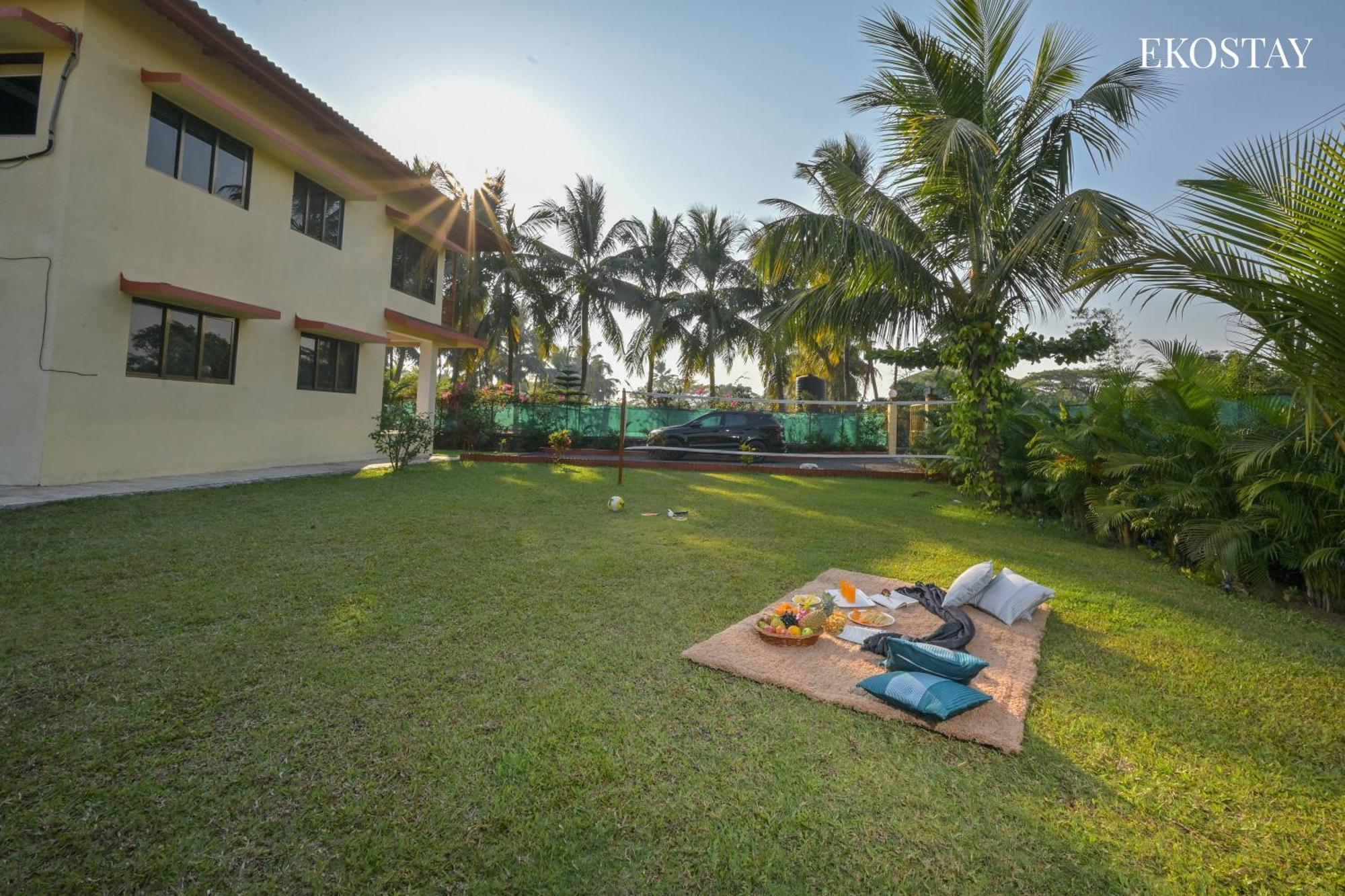 Ekostay - Bloomfield Villa Alībāg Exteriér fotografie